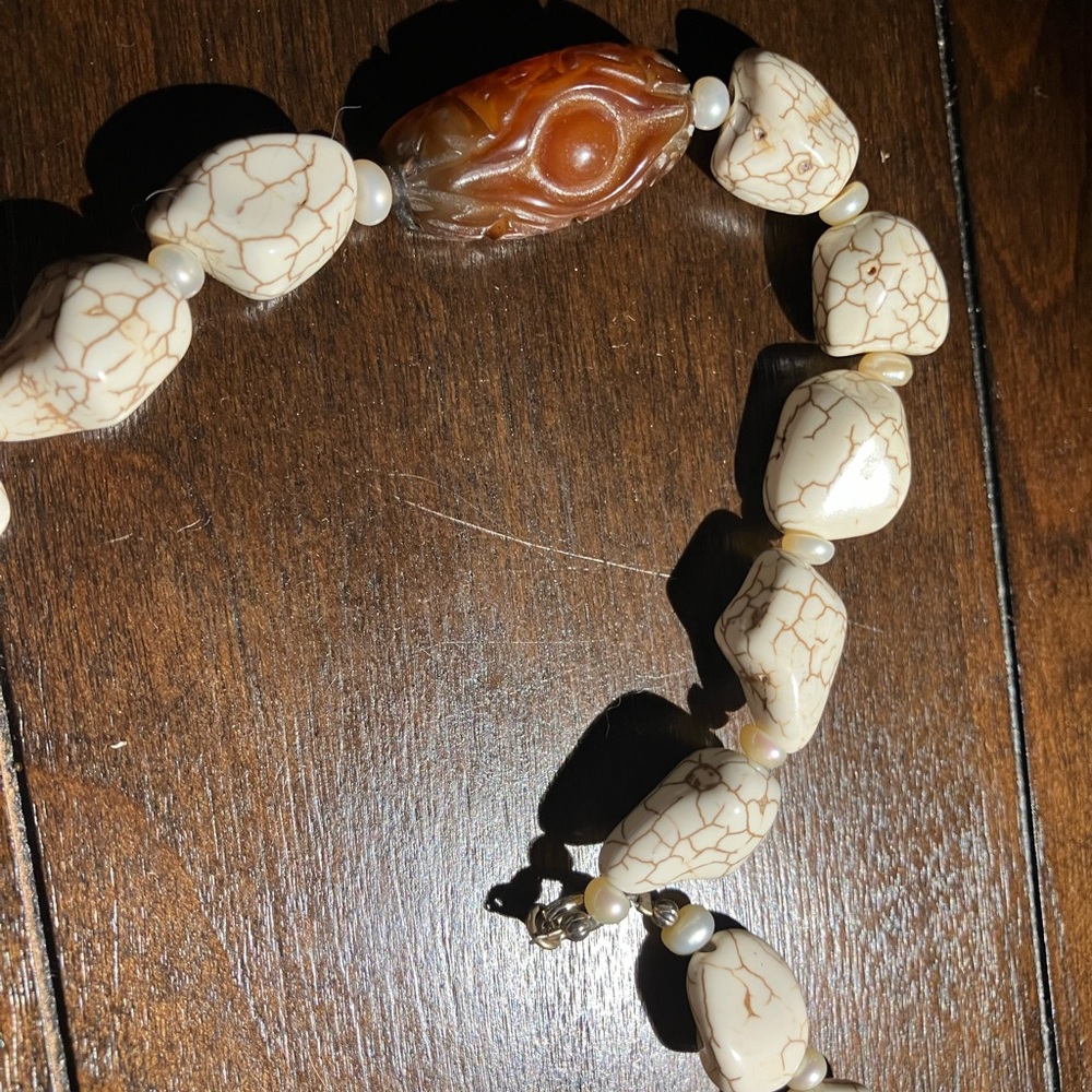 Stone necklace with agate - Picture 2 of 2